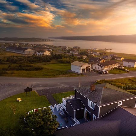 Edge Of The Avalon Inn Trepassey Extérieur photo
