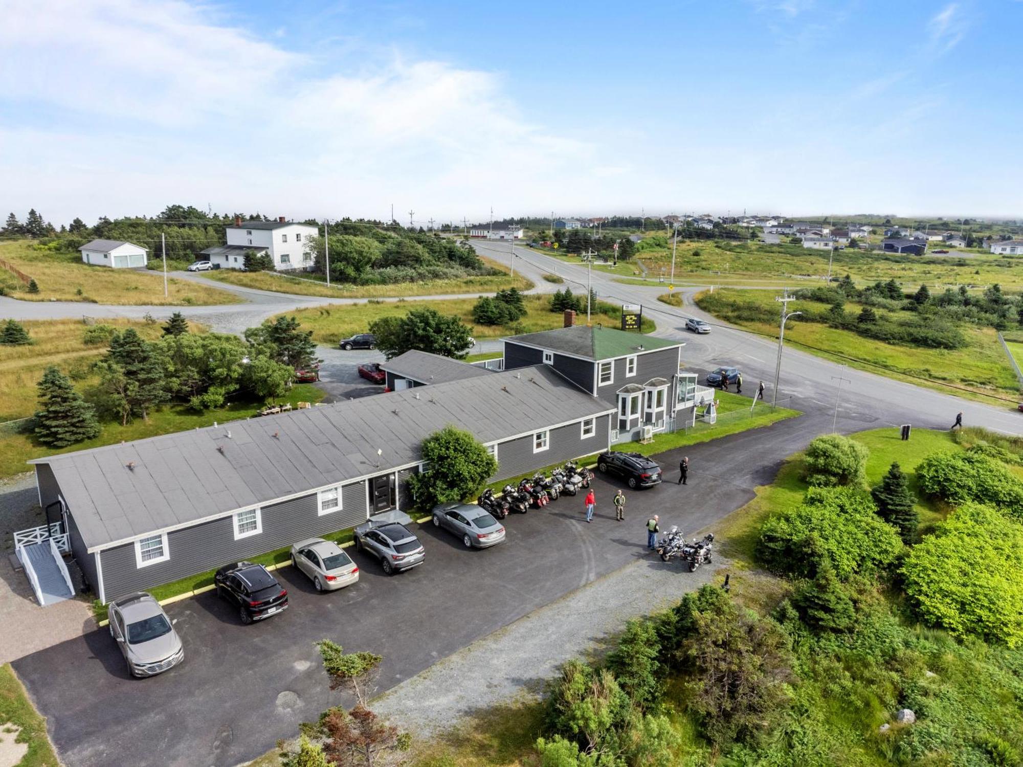 Edge Of The Avalon Inn Trepassey Extérieur photo